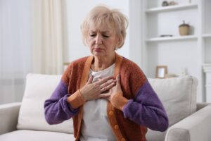 Mon parent a des hallucinations comment accompagner la démence à Corps de Lewy sans s’épuiser 